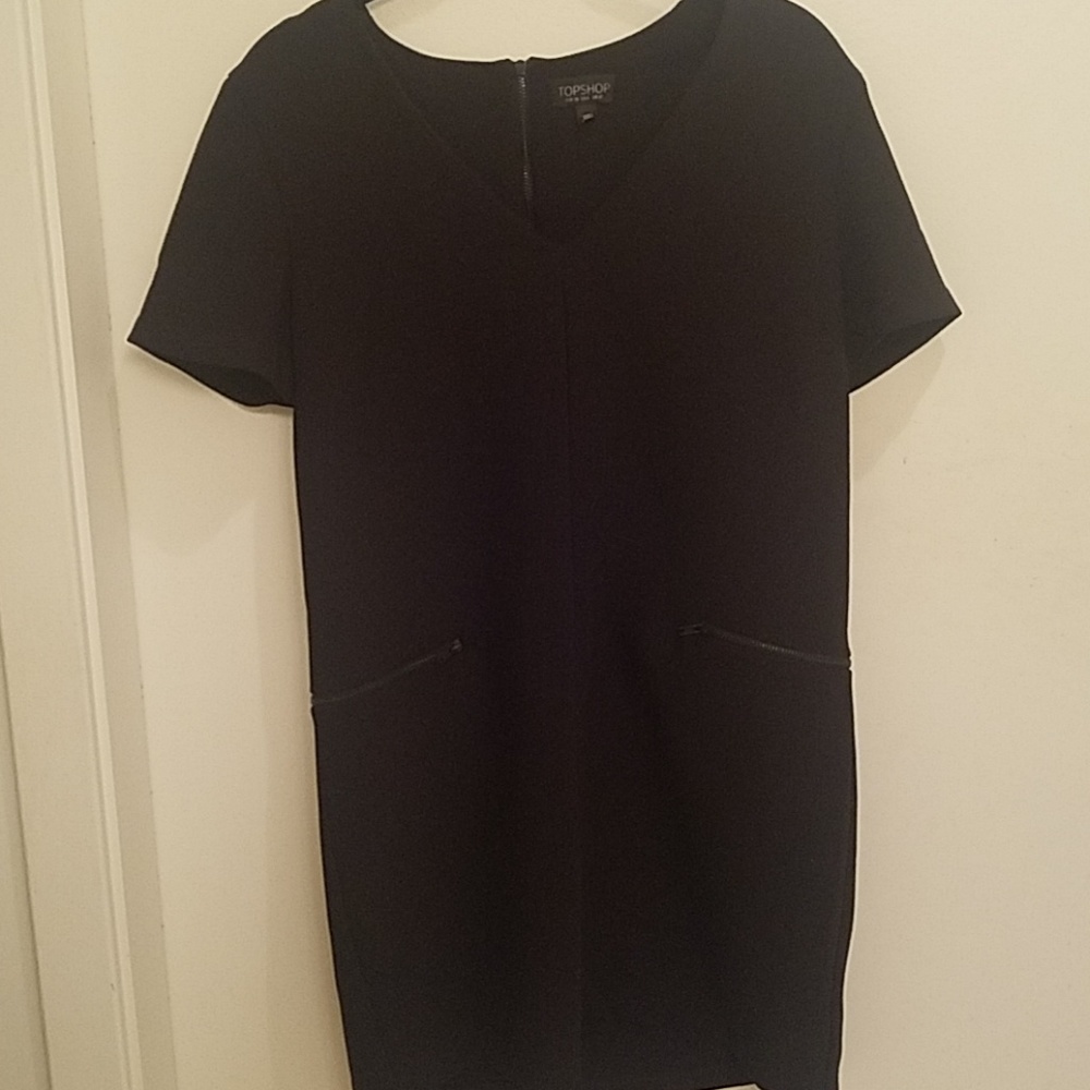 💥LAST CALL💥Topshop Black Dress w/ Zipper Details